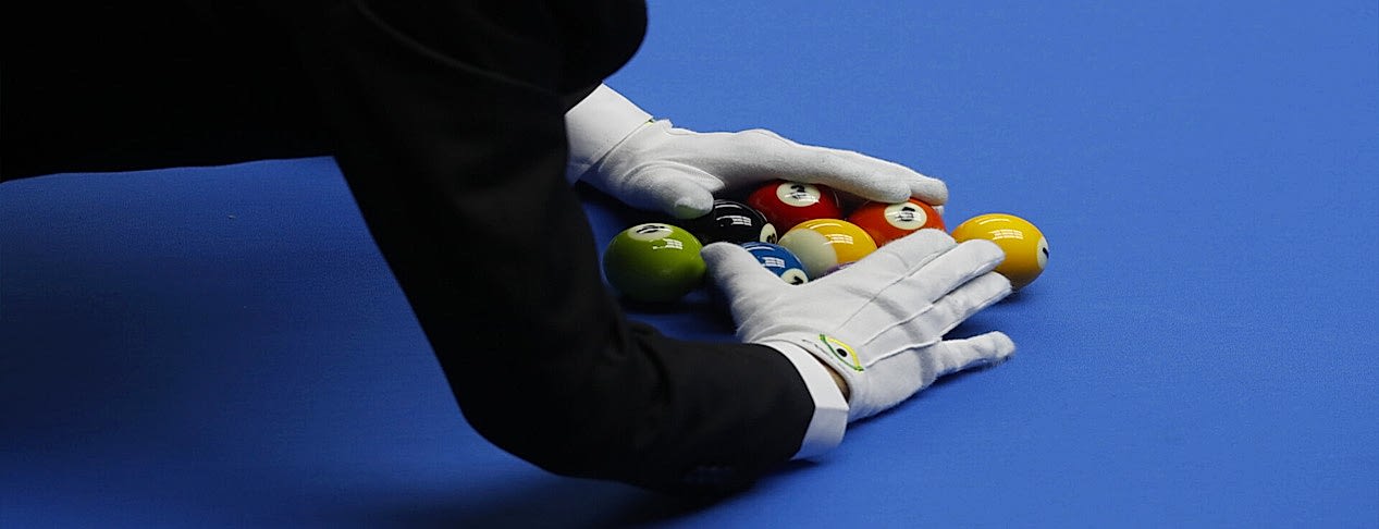 Bilardo topları s atışı